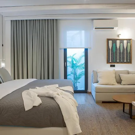 Eliandreia Luxury Villa