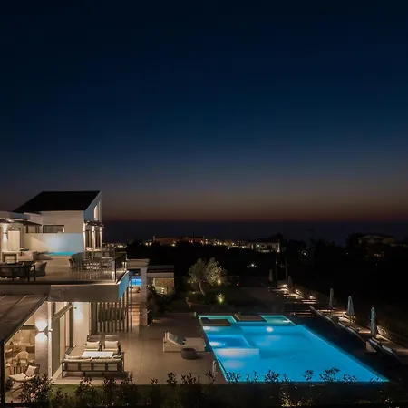 Eliandreia Luxury *