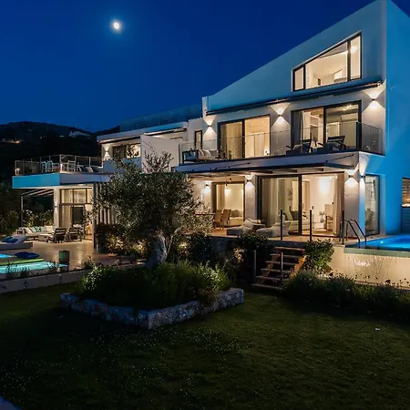 Villa Eliandreia Luxury *
